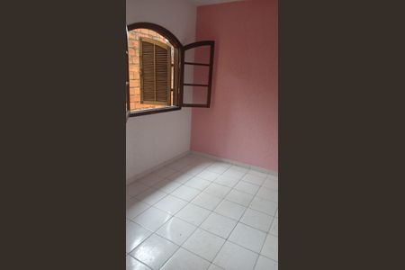 Casa para alugar com 3 quartos, 100m² em Campo Grande, São Paulo