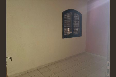 Casa para alugar com 3 quartos, 100m² em Campo Grande, São Paulo