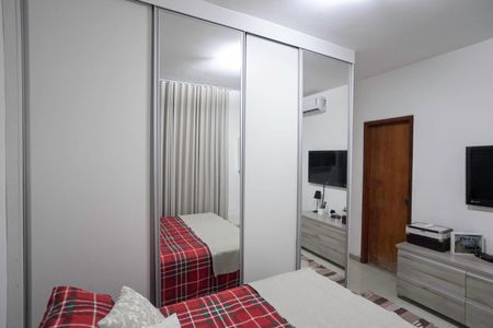 Apartamento à venda com 100m², 3 quartos e 2 vagasSuíte