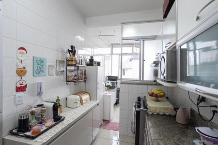 Apartamento à venda com 100m², 3 quartos e 2 vagasCozinha