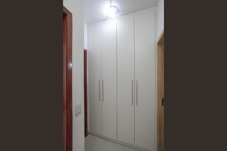 Corredor de apartamento à venda com 3 quartos, 100m² em Castelo, Belo Horizonte