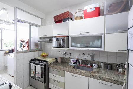 Apartamento à venda com 100m², 3 quartos e 2 vagasCozinha