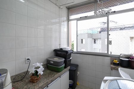 Apartamento à venda com 100m², 3 quartos e 2 vagasÁrea de serviço