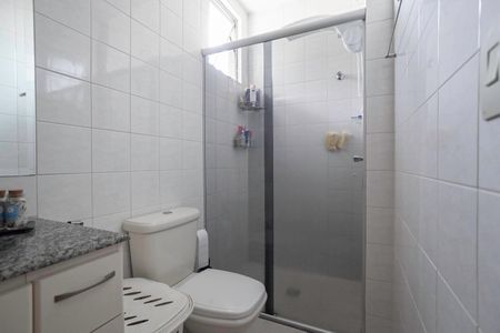 Apartamento à venda com 100m², 3 quartos e 2 vagasBanheiro da suíte