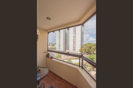Apartamento à venda com 95m², 3 quartos e 2 vagasSacada