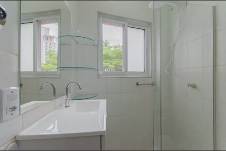 Banheiro de apartamento para alugar com 1 quarto, 30m² em Centro Histórico de São Paulo, São Paulo