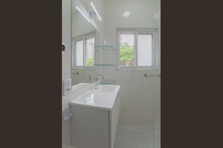 Banheiro de apartamento para alugar com 1 quarto, 30m² em Centro Histórico de São Paulo, São Paulo