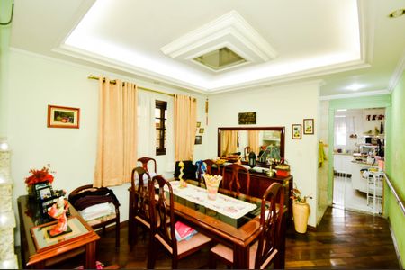 Casa à venda com 3 quartos, 234m² em Parque Renato Maia, Guarulhos