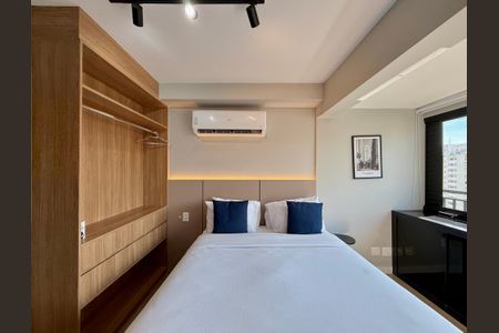 Quarto  de kitnet/studio para alugar com 0 quarto, 24m² em Cidade Monções, São Paulo