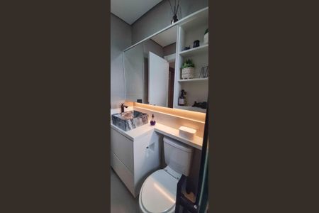 Apartamento à venda com 67m², 2 quartos e 1 vagaBanheiro da Suíte