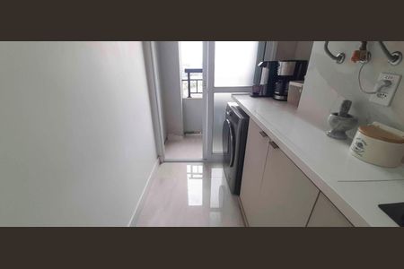 Apartamento à venda com 67m², 2 quartos e 1 vagaÁrea de Serviço