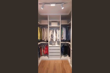 Apartamento à venda com 67m², 2 quartos e 1 vagaCloset da Suíte