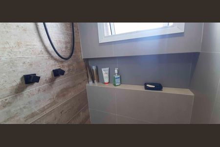 Apartamento à venda com 67m², 2 quartos e 1 vagaBanheiro da Suíte