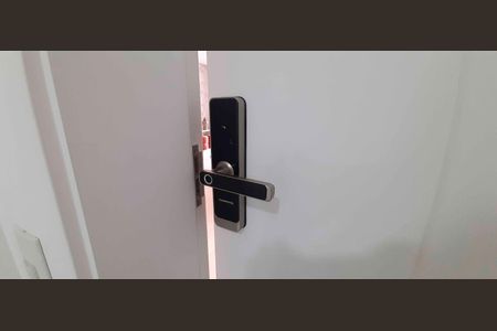 Apartamento à venda com 67m², 2 quartos e 1 vagaFechadura Eletrônica