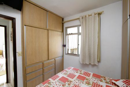 Apartamento à venda com 74m², 2 quartos e 1 vagaQuarto 1