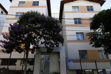 Apartamento à venda com 74m², 2 quartos e 1 vagaFachada do Prédio