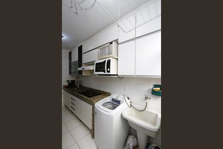 Apartamento à venda com 74m², 2 quartos e 1 vagaCozinha