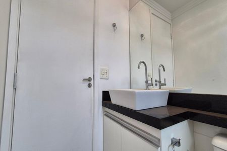 Apartamento à venda com 56m², 2 quartos e 1 vagaBanheiro