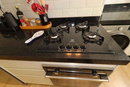 Apartamento à venda com 57m², 2 quartos e 1 vagaCozinha - Cooktop