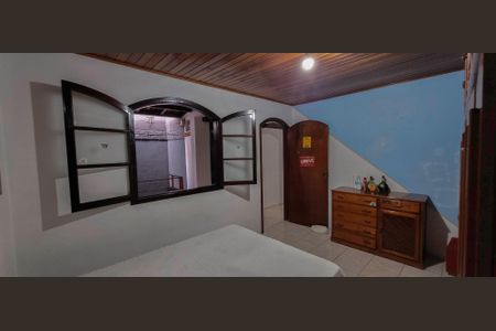 Casa para alugar com 400m², 3 quartos e 3 vagas Casa para alugar com 400m², 3 quartos e 3 vagasQuarto 01