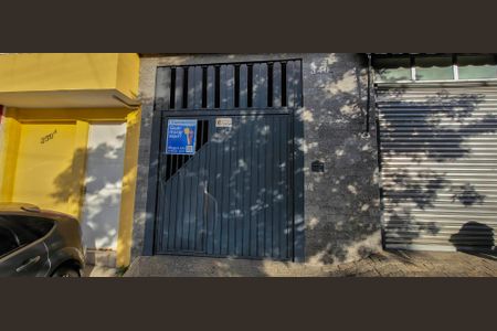 Casa para alugar com 400m², 3 quartos e 3 vagas Casa para alugar com 400m², 3 quartos e 3 vagasFachada com Plaquinha