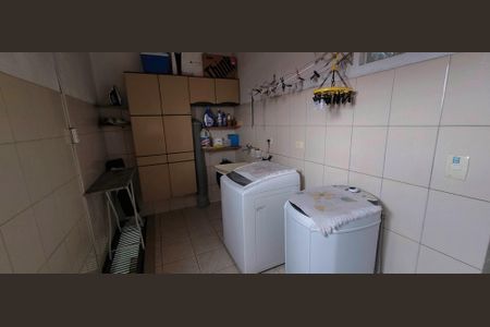 Casa para alugar com 400m², 3 quartos e 3 vagas Casa para alugar com 400m², 3 quartos e 3 vagasÁrea de Serviço