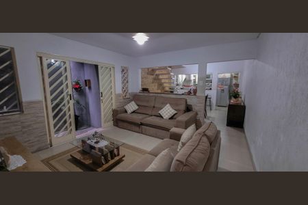 Sala de casa para alugar com 3 quartos, 400m² em Fazenda Itaim, Itaquaquecetuba