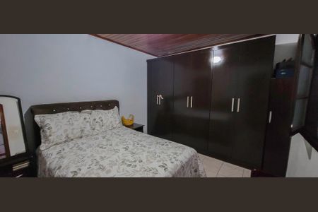 Casa para alugar com 400m², 3 quartos e 3 vagas Casa para alugar com 400m², 3 quartos e 3 vagasQuarto 02