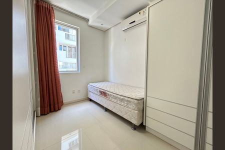Quarto  de apartamento para alugar com 3 quartos, 94m² em Centro, Florianópolis
