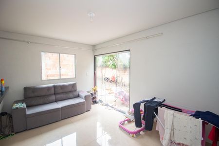 Sala de casa à venda com 3 quartos, 210m² em Estâncias Imperiais, Contagem