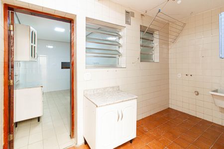 Casa para alugar com 80m², 2 quartos e 1 vagaÁrea de Serviço