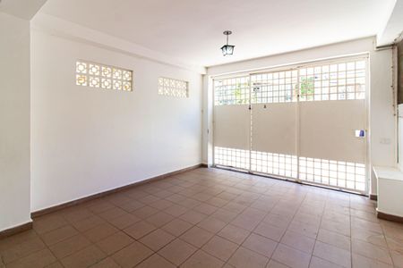Casa para alugar com 80m², 2 quartos e 1 vagaGaragem