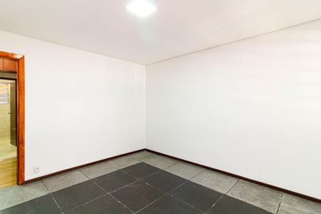 Casa para alugar com 80m², 2 quartos e 1 vagaSala