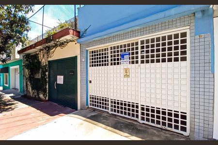 Casa para alugar com 80m², 2 quartos e 1 vagaFachada + Plaquinha