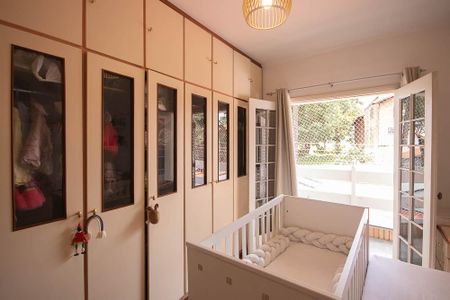 Casa para alugar com 384m², 4 quartos e 3 vagas Casa para alugar com 384m², 4 quartos e 3 vagasQuarto 3