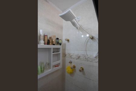 Casa para alugar com 384m², 4 quartos e 3 vagas Casa para alugar com 384m², 4 quartos e 3 vagasBanheiro da Suíte