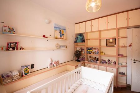 Casa para alugar com 384m², 4 quartos e 3 vagas Casa para alugar com 384m², 4 quartos e 3 vagasQuarto 3