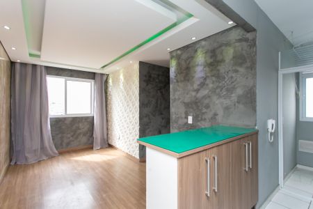 Sala de apartamento para alugar com 2 quartos, 50m² em Conjunto Residencial José Bonifácio, São Paulo