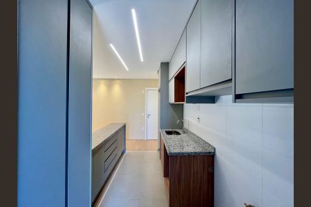 Apartamento para alugar com 130m², 3 quartos e 1 vagaCozinha e Área de Serviço