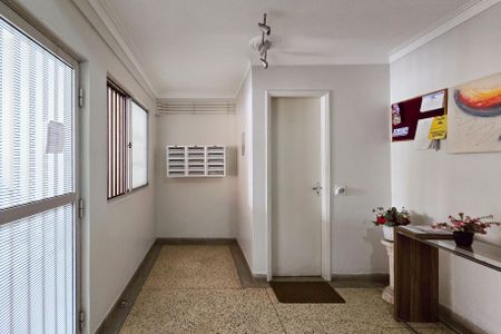 Apartamento para alugar com 57m², 1 quarto e 1 vaga Apartamento para alugar com 57m², 1 quarto e 1 vagaÁrea comum - Hall