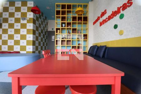 Apartamento à venda com 83m², 2 quartos e 1 vaga Apartamento à venda com 83m², 2 quartos e 1 vagaBrinquedoteca