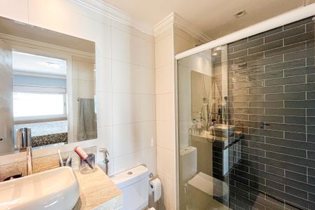 Apartamento à venda com 83m², 2 quartos e 1 vaga Apartamento à venda com 83m², 2 quartos e 1 vagaBanheiro da Suíte 1