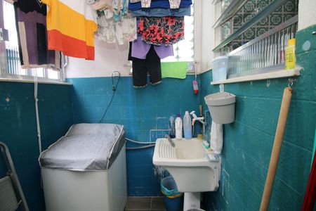 Apartamento para alugar com 70m², 2 quartos e 1 vagaÁrea de Serviço