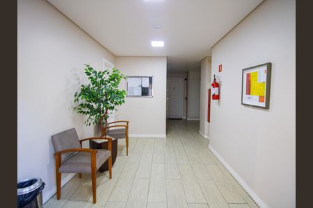 Apartamento para alugar com 47m², 2 quartos e 1 vaga Apartamento para alugar com 47m², 2 quartos e 1 vagaHall de entrada