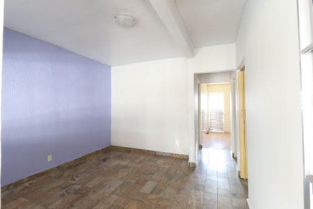 Casa à venda com 5 quartos, 190m² em Vila Constança, São Paulo