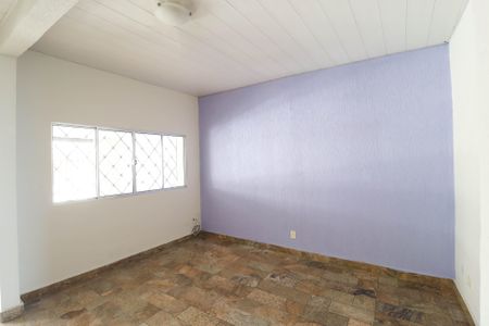 Casa à venda com 5 quartos, 190m² em Vila Constança, São Paulo