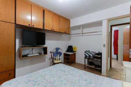 Casa à venda com 330m², 5 quartos e 2 vagas Casa à venda com 330m², 5 quartos e 2 vagasCasa 2 - Quarto 1