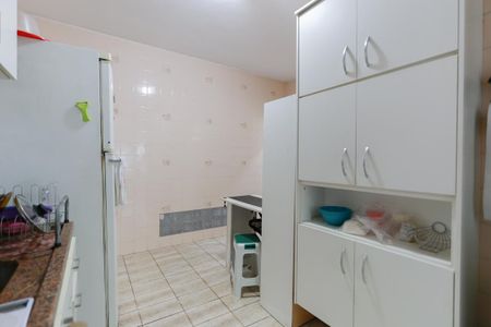 Casa à venda com 330m², 5 quartos e 2 vagas Casa à venda com 330m², 5 quartos e 2 vagasCasa 3 - Cozinha