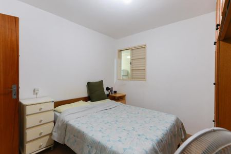 Casa à venda com 330m², 5 quartos e 2 vagas Casa à venda com 330m², 5 quartos e 2 vagasCasa 2 - Quarto 1