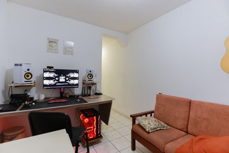 Casa à venda com 330m², 5 quartos e 2 vagas Casa à venda com 330m², 5 quartos e 2 vagasCasa 1 - Escritório